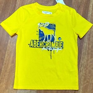 Abercrombie Boys graffiti graphic logo Shirt Size 5